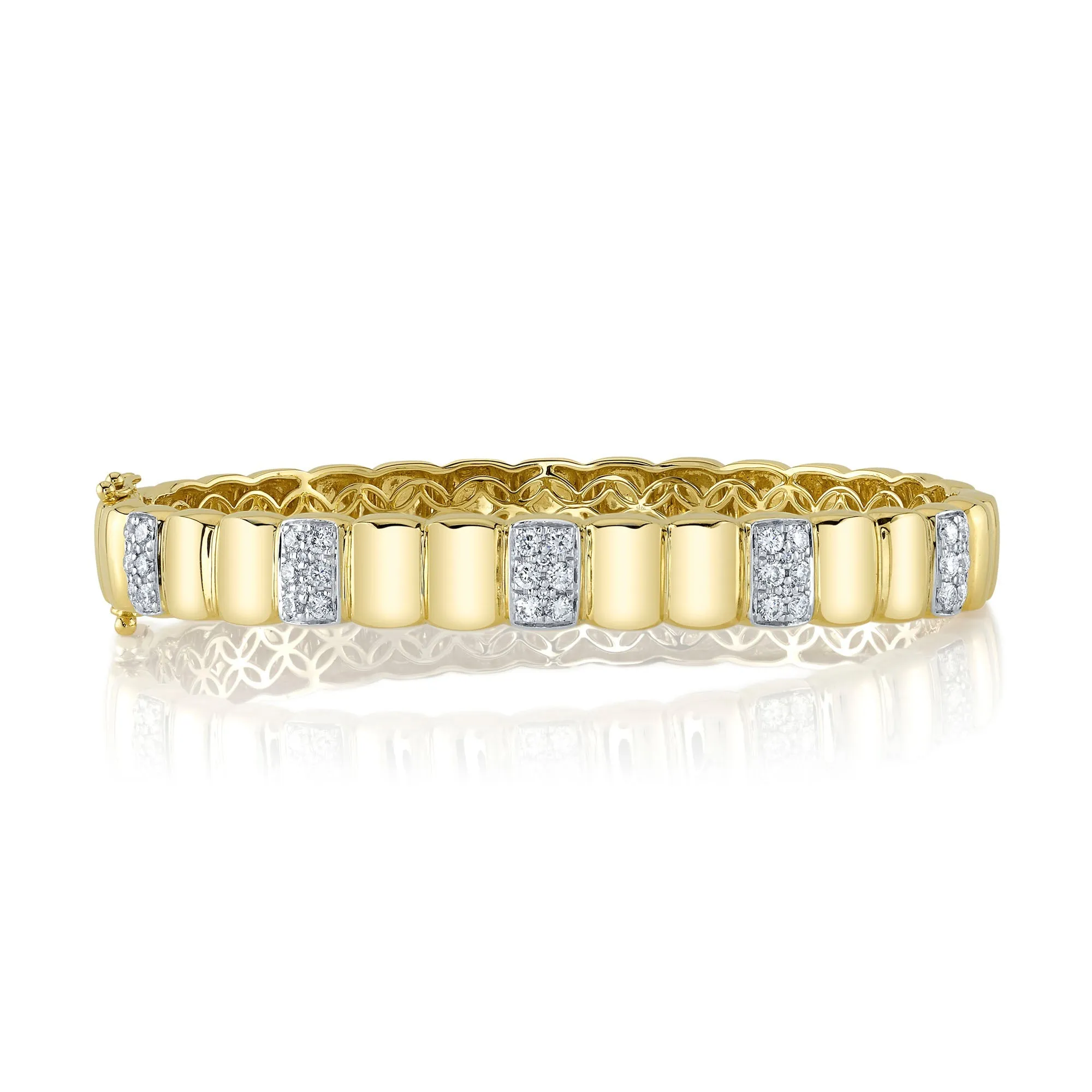 0.79CT DIAMOND BANGLE