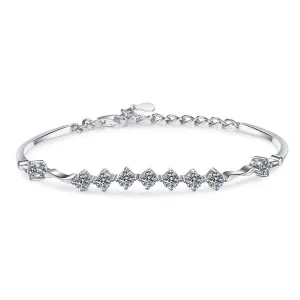 1.35 Ct Nine Diamond Inlaid Bracelet