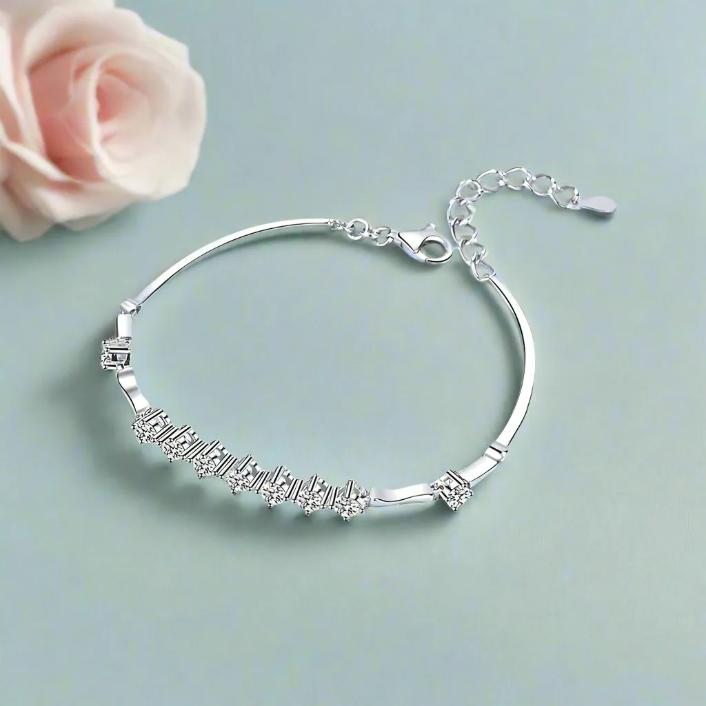 1.35 Ct Nine Diamond Inlaid Bracelet