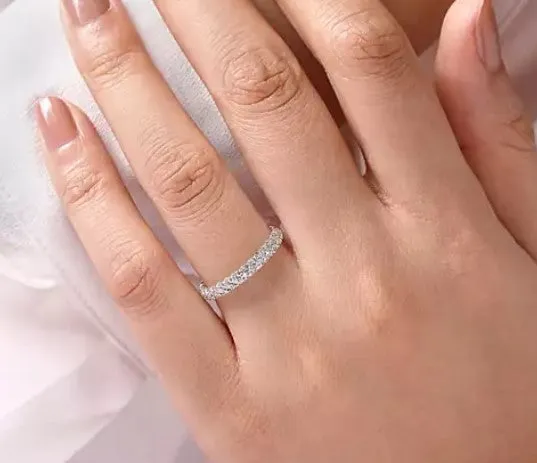 14K White Gold Diamond Pavé Band