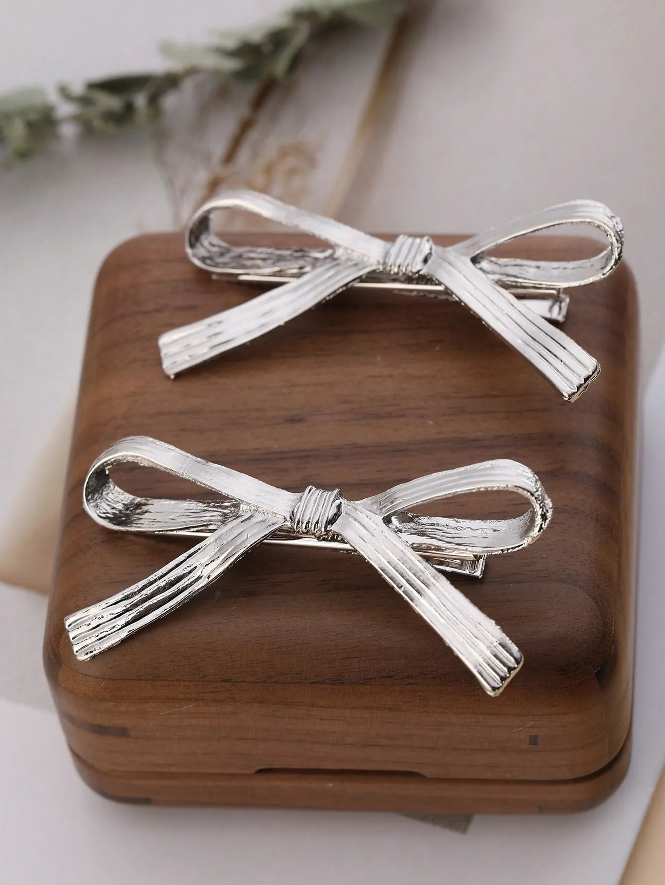 2pcs/Set Metallic Bow Hair Clips for Women Barrette Styling Hair Accessories