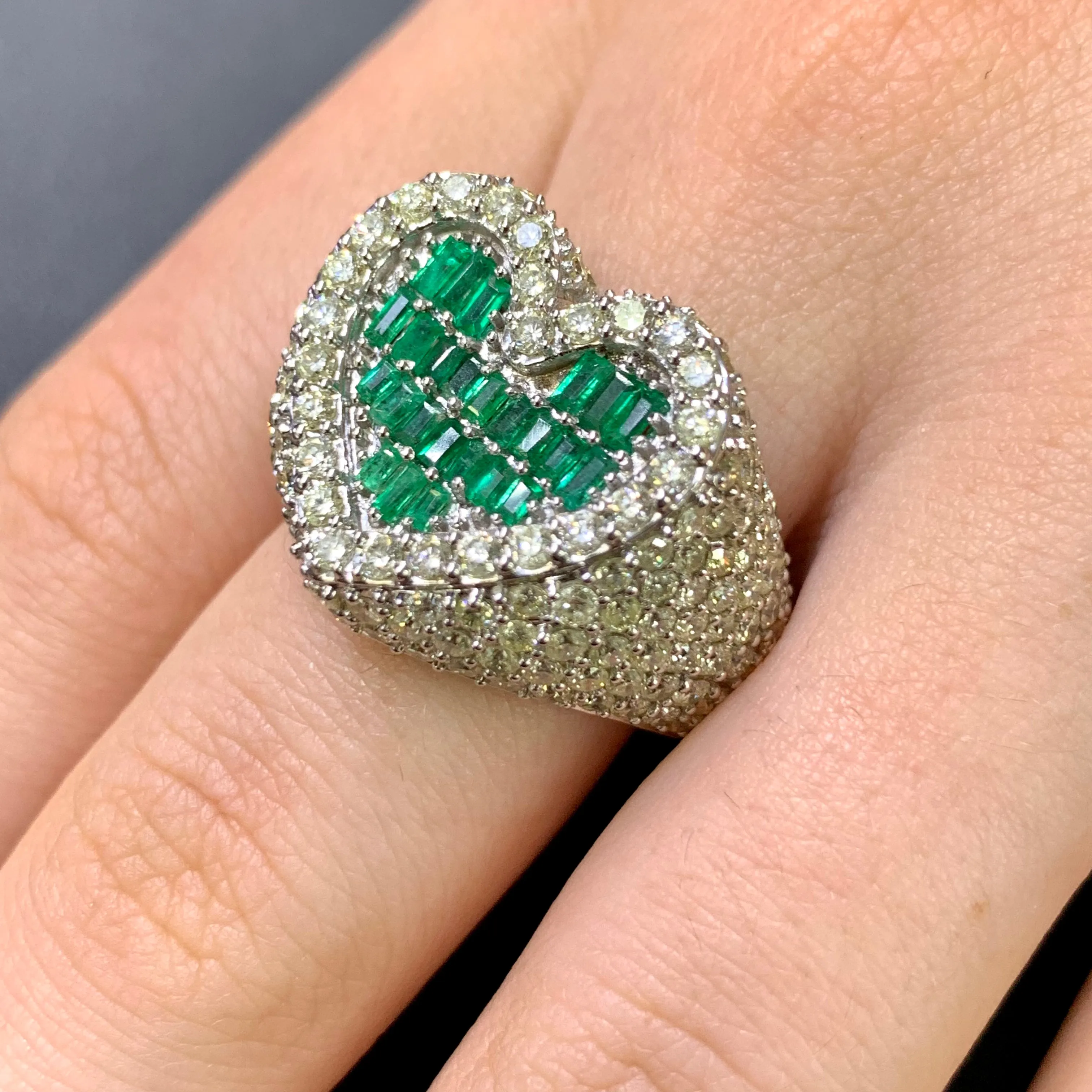 5.95ct Diamond and Emeralds 14k White Gold 3D Heart Ring