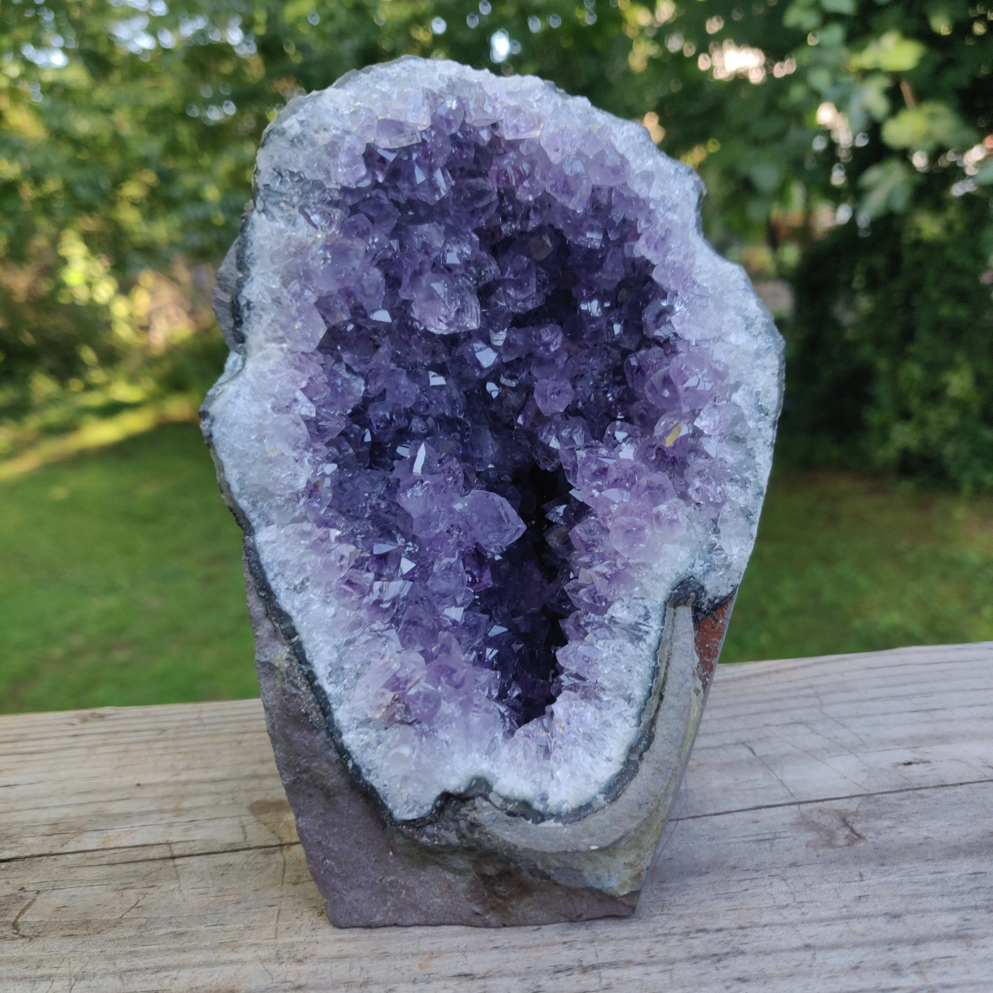 Amethyst Geode Free Form, Cut Base (#34)