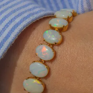 Antique 18ct Gold Opal Bracelet, 10.55ct