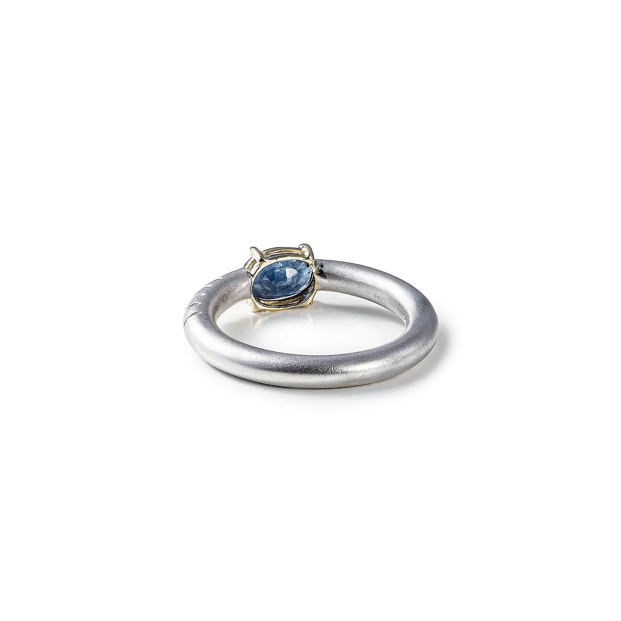 Ariadne Blue Sapphire Ring (White Rhodium)