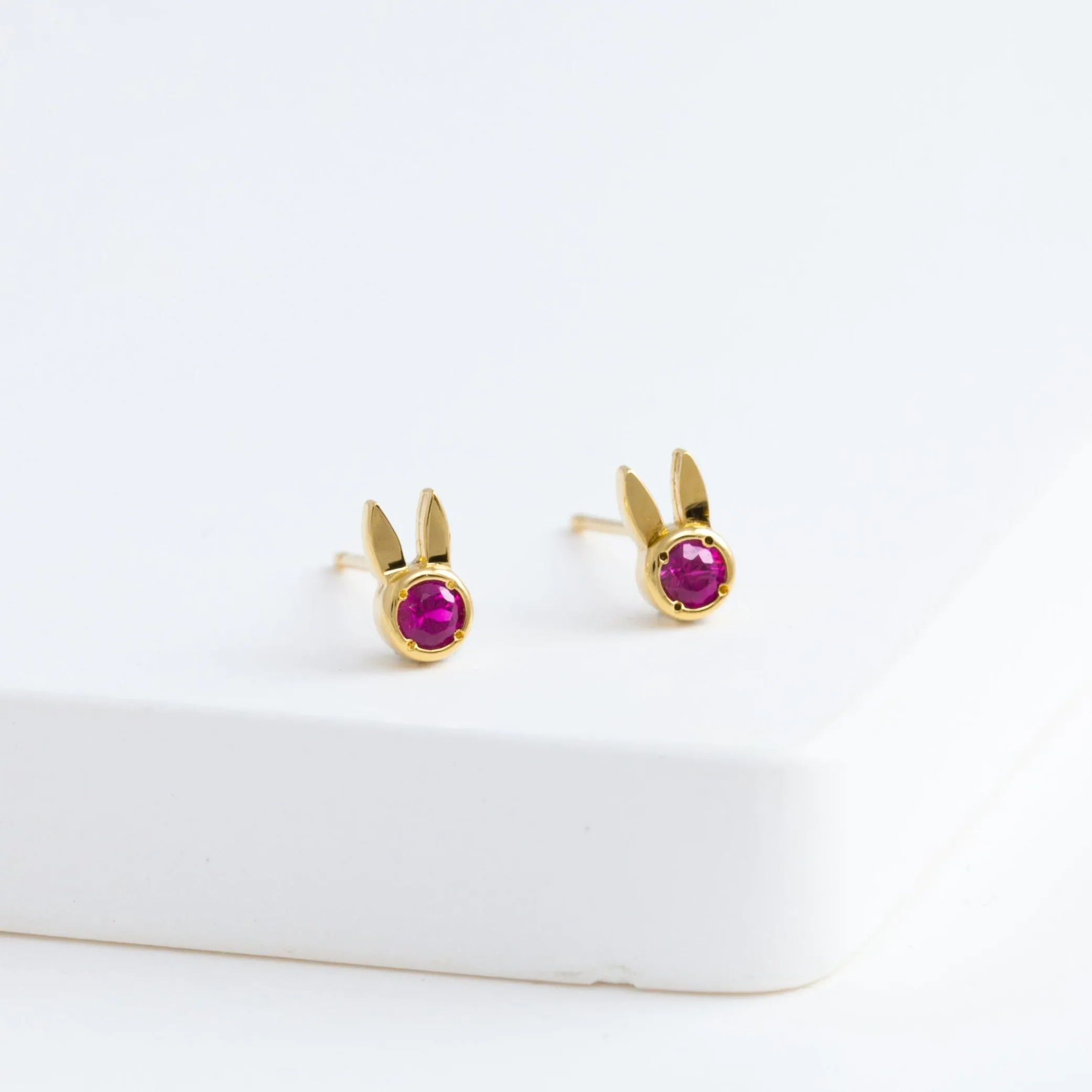 Bunny ruby stud