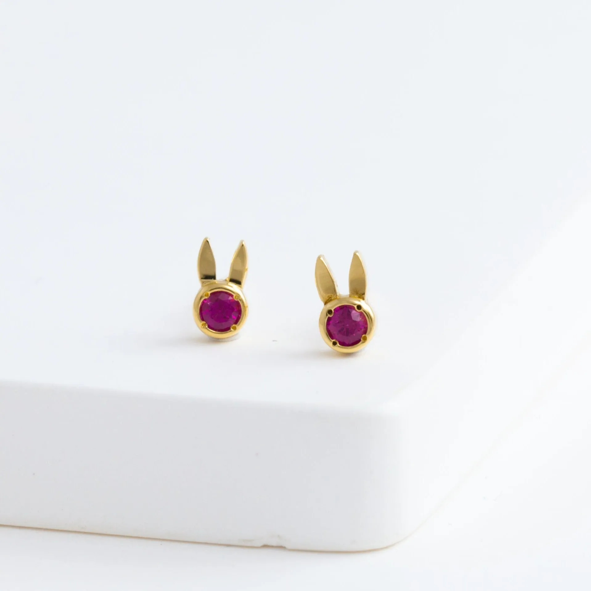 Bunny ruby stud