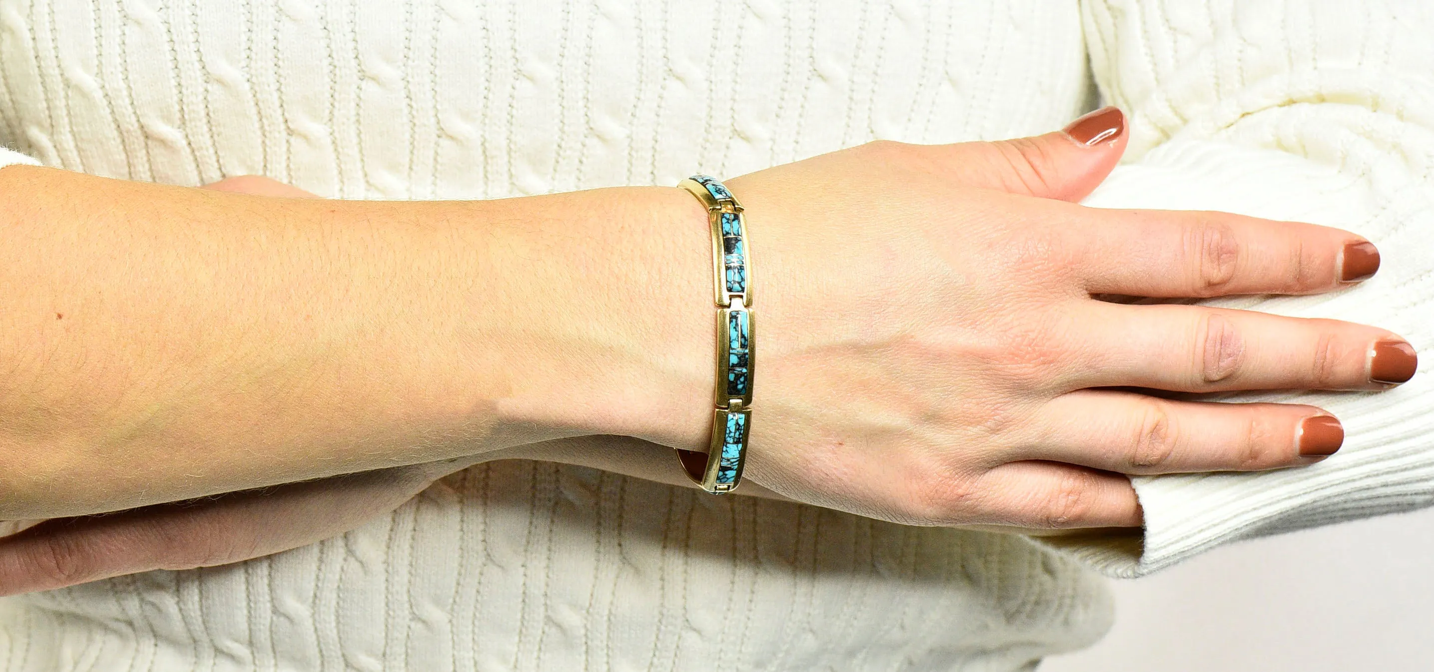 Contemporary B.G. Mudd Turquoise Inlay 14 Karat Gold Link Bracelet