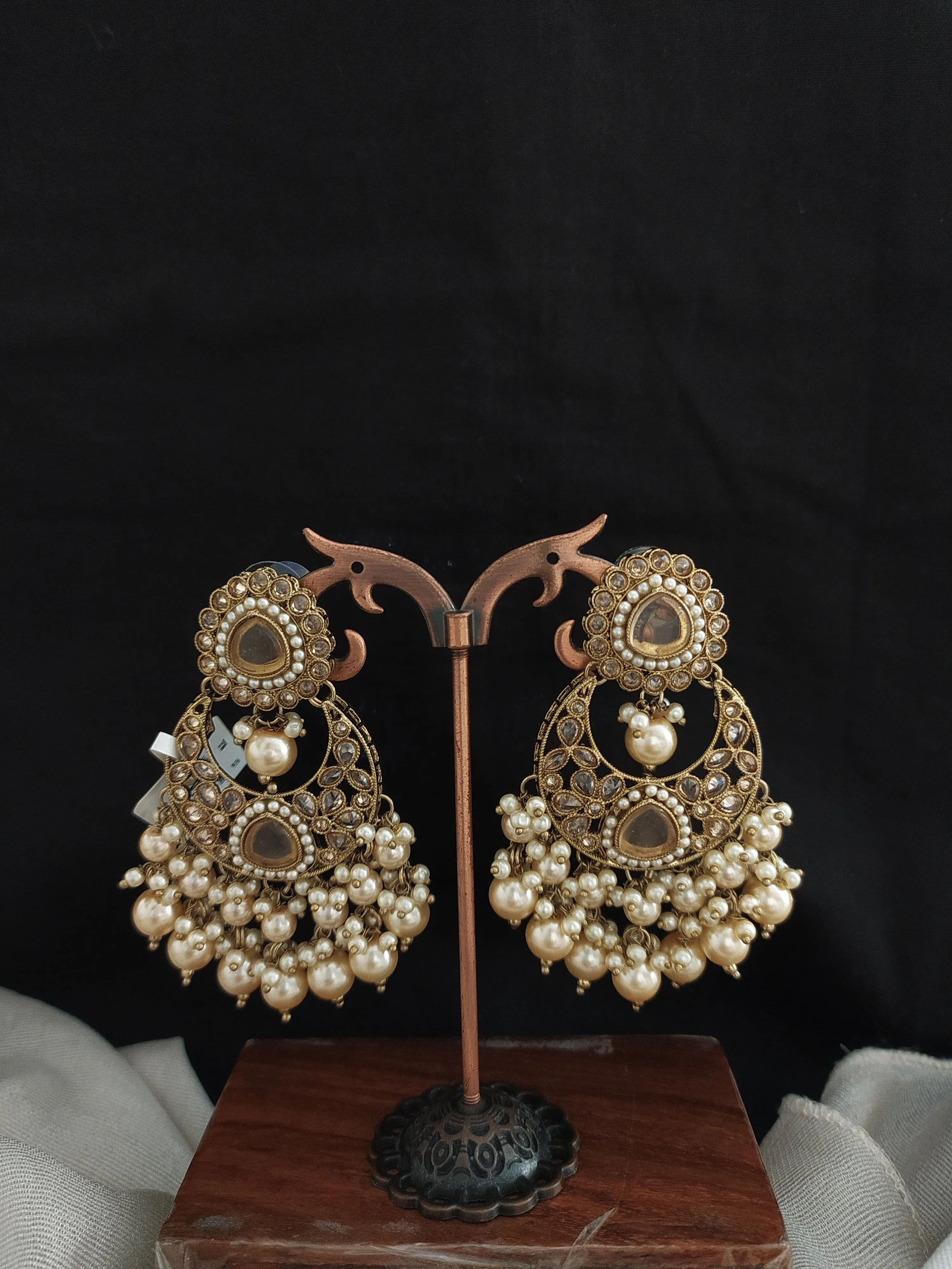 Dance with Dazzling Brilliance of Uncut Polki Stone & Pearl Mehandi Earrings