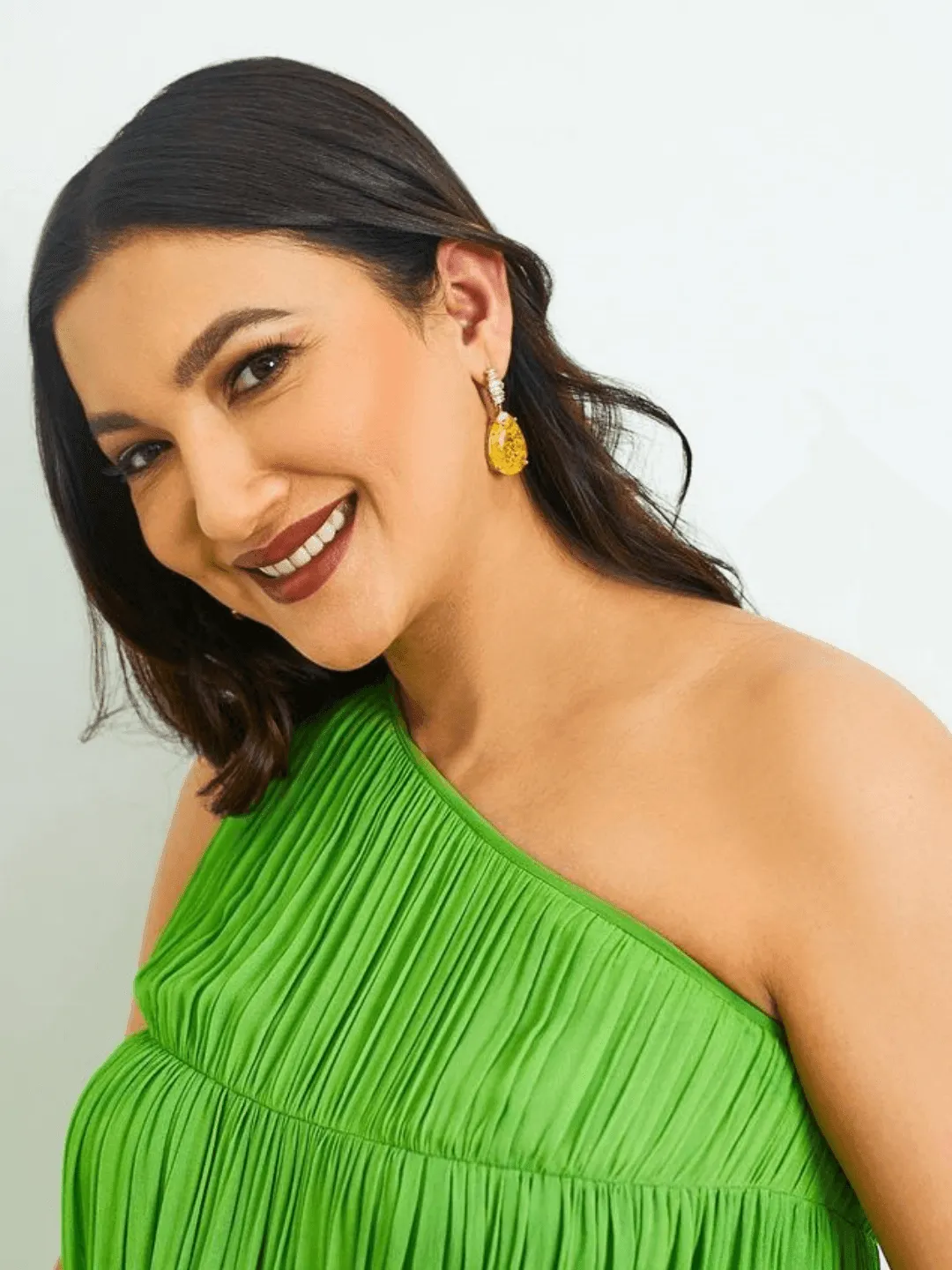 Gauahar Khan In Citrine Diamond Earrings