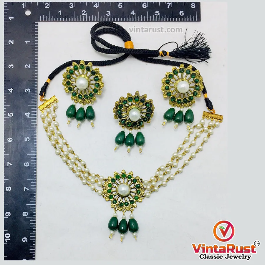 Green Stone and White Pearls Jewelry Set