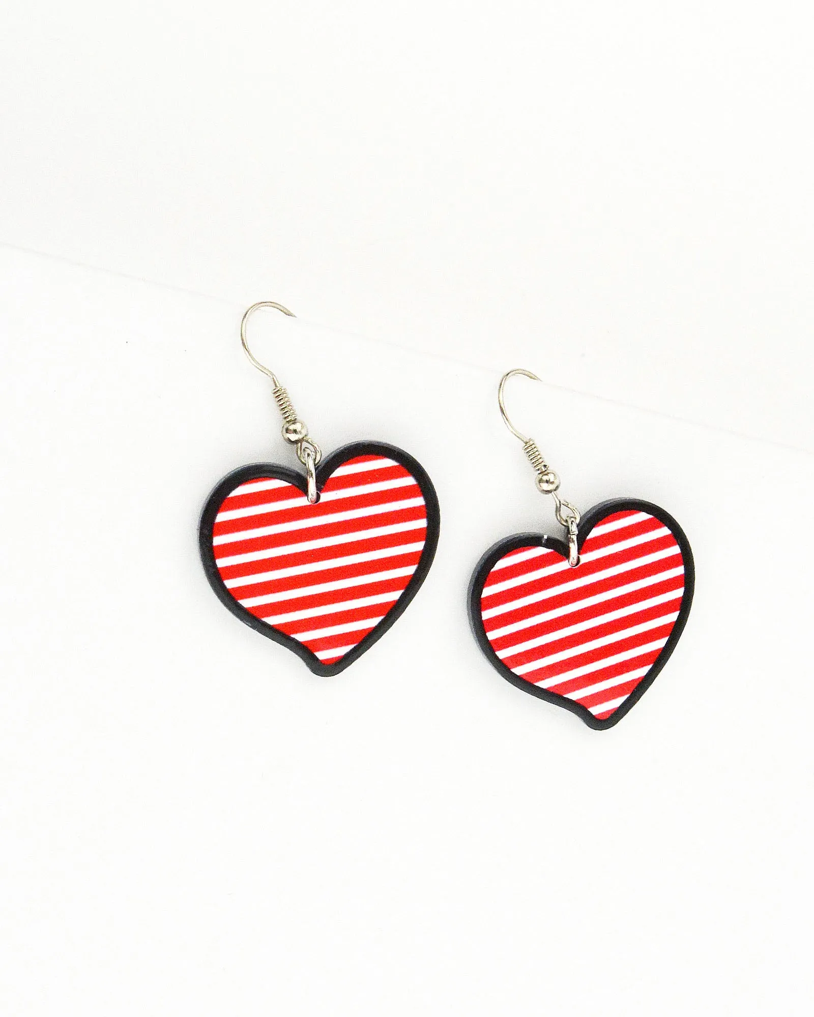 POP HART EARRINGS