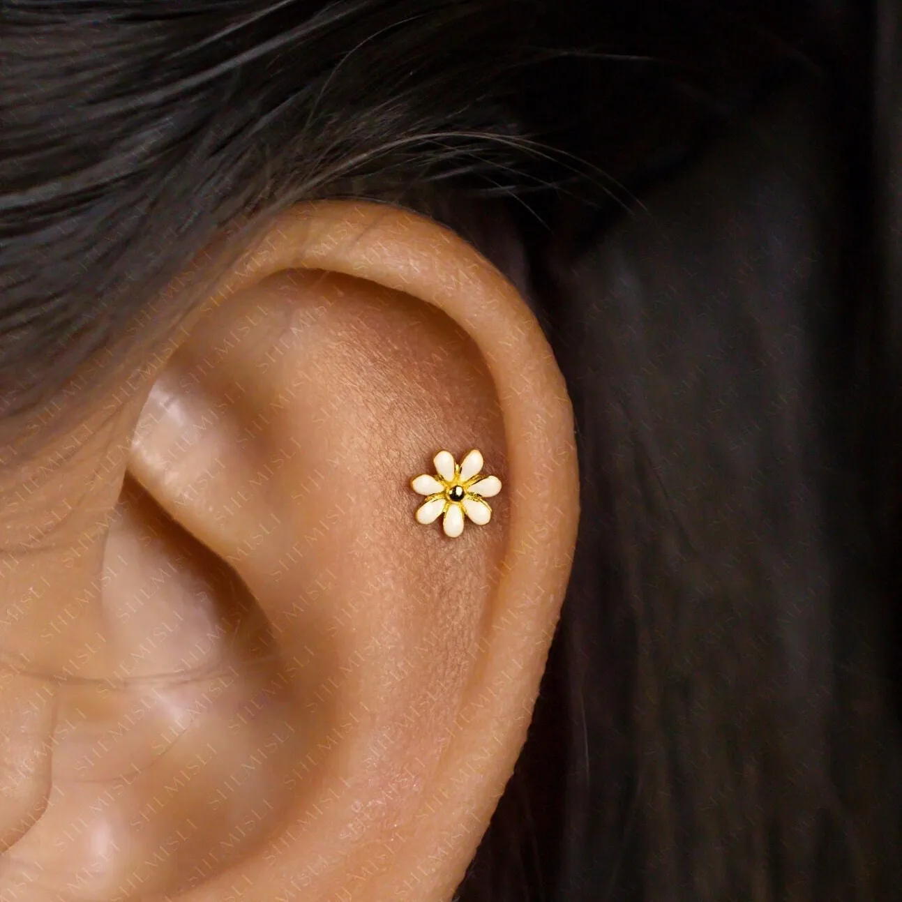 Super Tiny Daisy Flower Stud Earrings, Gold, Silver SHEMISLI SS372 Butterfly End, SS762 Screw Ball End (Type A)