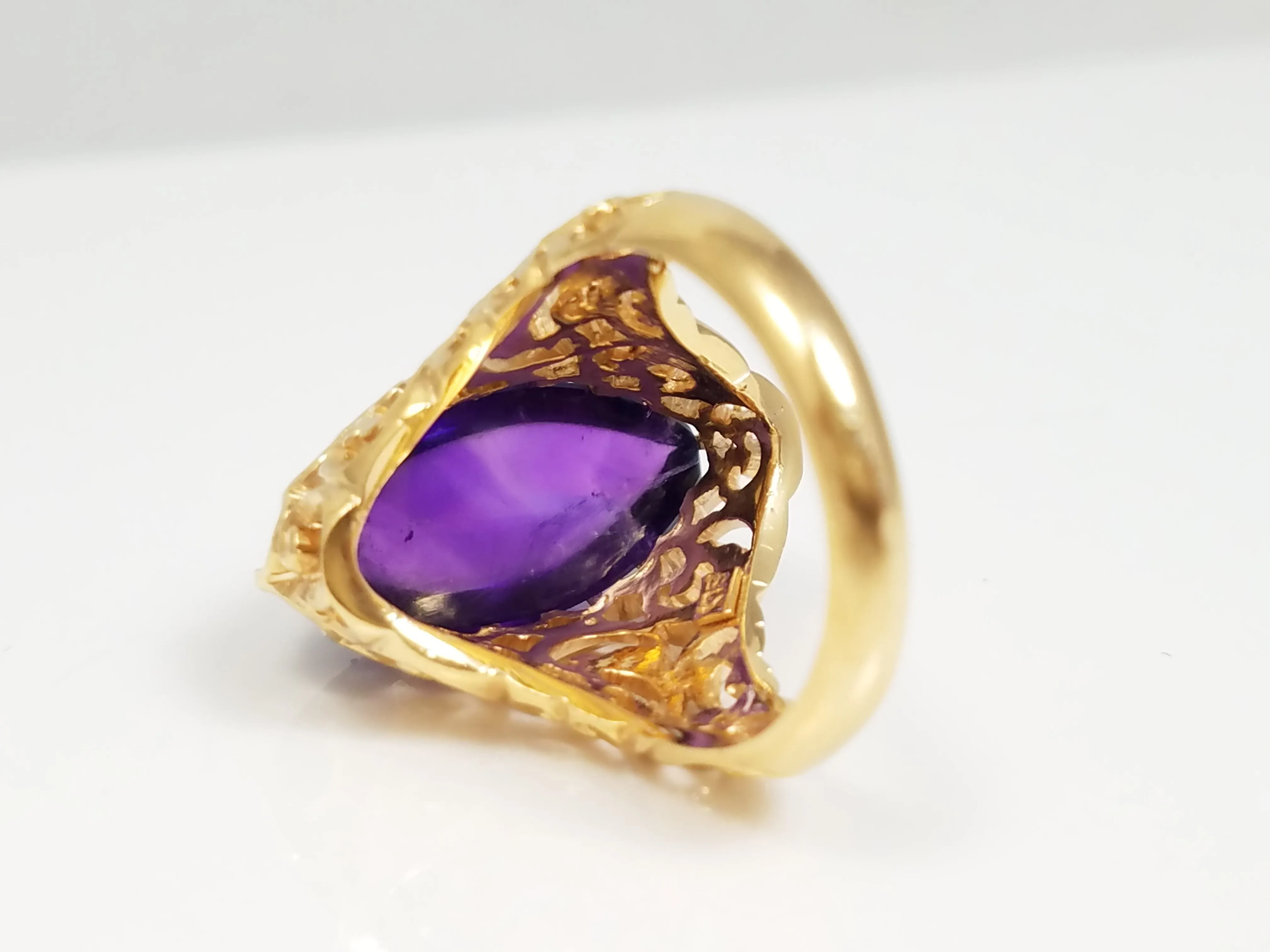 Vibrant 18k Yellow Gold Natural Amethyst Custom Ring