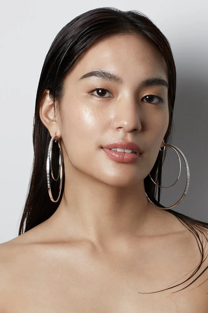 WAREE STATEMENT HOOP EARRINGS – GOLD