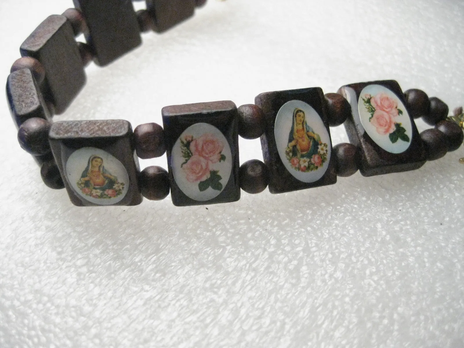 Wooden Inlaid Blessed Mother, Madonna Wooden Bracelet, 7.5", Pink Rose Accents, with extender chain